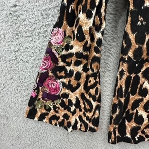 INC XL Animal Print‎ Top Embroidered Floral Design on Bell Sleeves Fabulous Fun - Picture 3 of 10